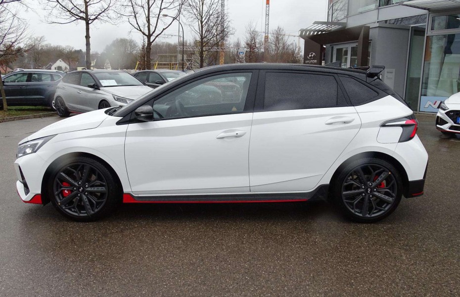 Hyundai i20 N Perf. 1.6 TGDi Navi/Assistenz-Paket/Dachlack.