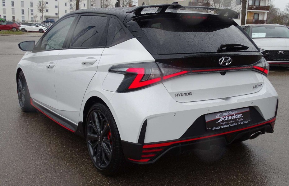 Hyundai i20 N Perf. 1.6 TGDi Navi/Assistenz-Paket/Dachlack.