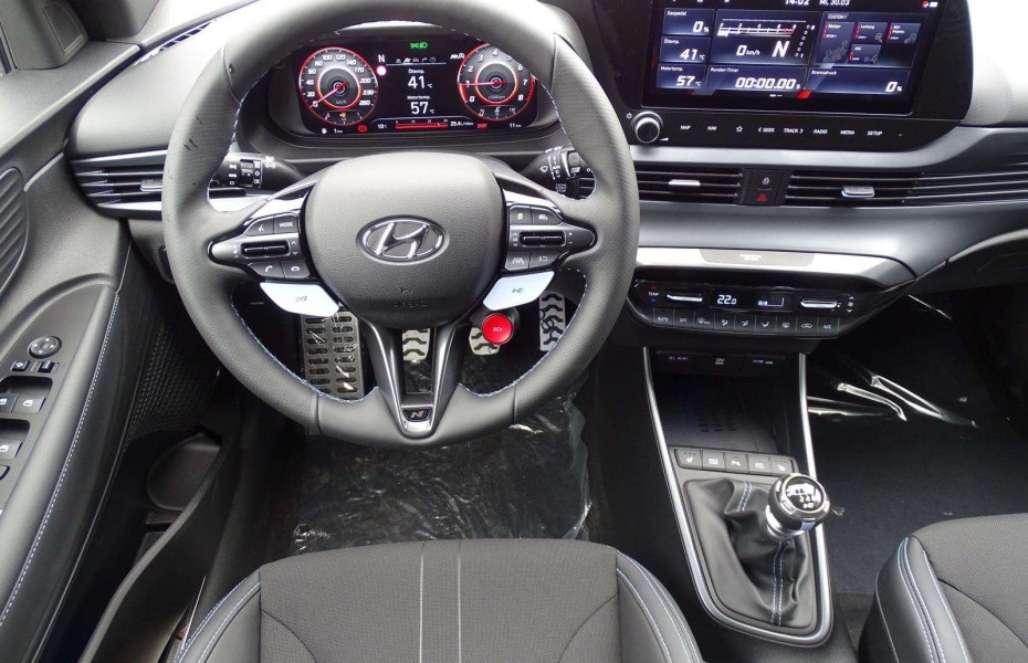 Hyundai i20 N Perf. 1.6 TGDi Navi/Assistenz-Paket/Dachlack.