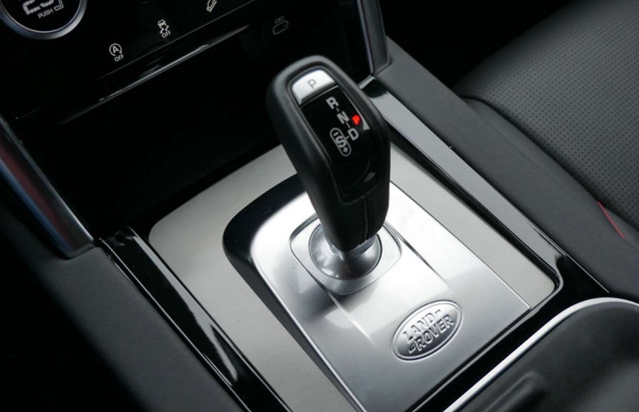 Land Rover Discovery Sport D200 AWD R-Dynamic S LEDER
