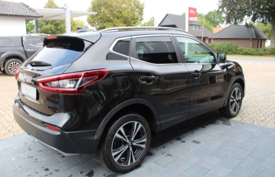 Nissan Qashqai 1.3 DIG-T ZAMA Automatik Navi