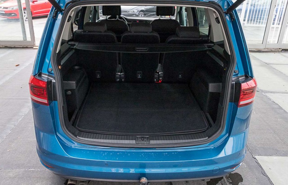 Volkswagen Touran Highline 1.4 TSI DSG DCC+ACC+7-Sitze+AHK
