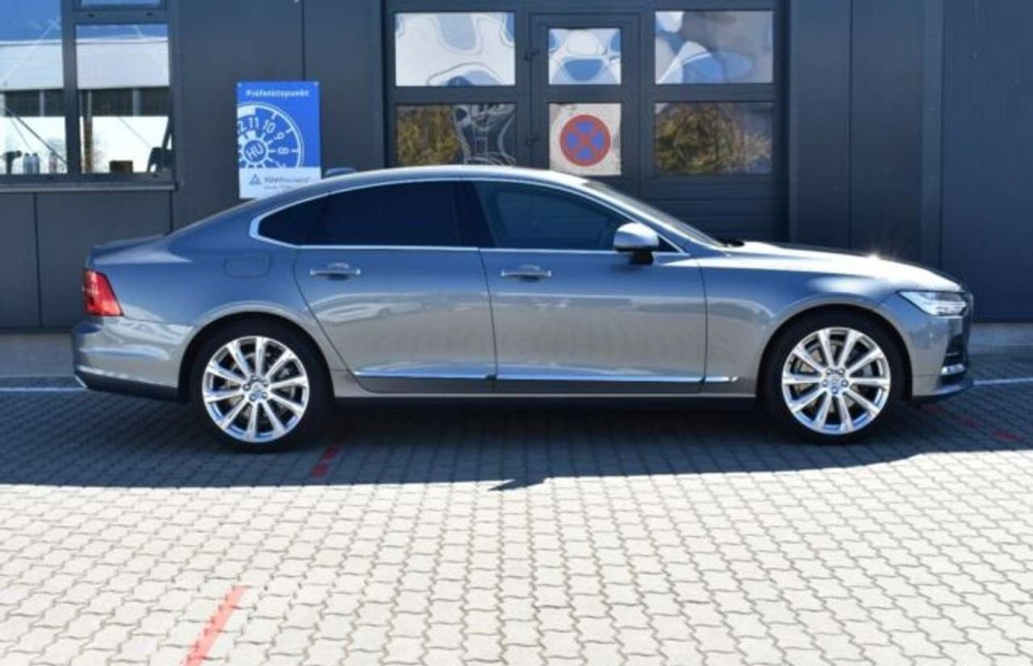 Volvo S90 T8 AWD Inscr*LED*LUFT*360°*PANO*STHZG*B&W