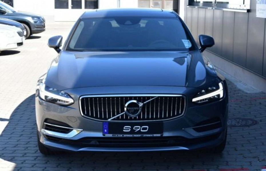 Volvo S90 T8 AWD Inscr*LED*LUFT*360°*PANO*STHZG*B&W