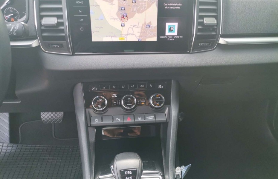 Škoda Karoq 2.0 TDI DSG Style 4x4 LED Navi Canton Tažné