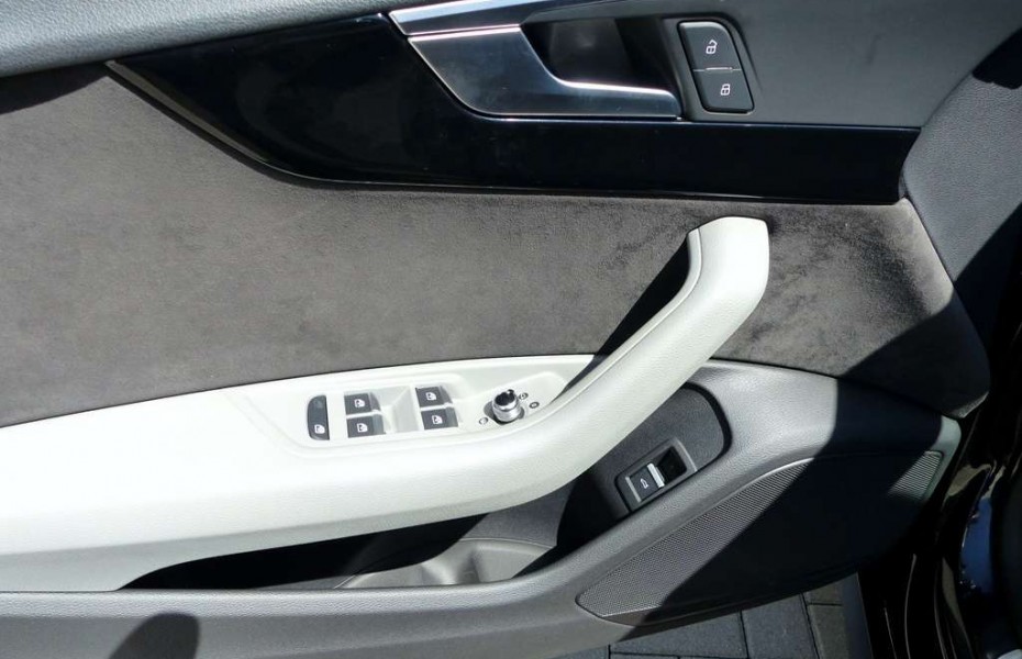 Audi A5 Sportback 40 2.0 TFSI S-tronic  S line LED PDC Na