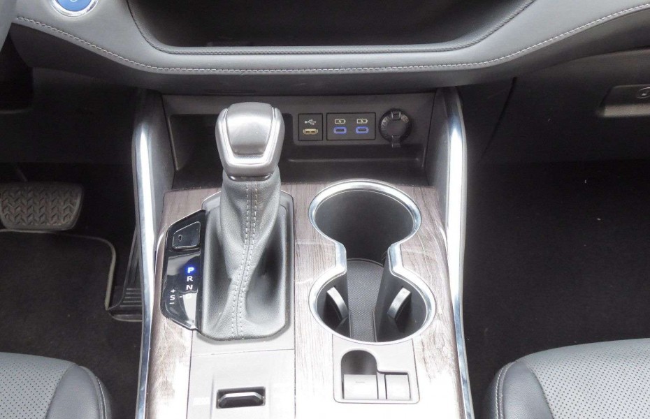 Toyota Highlander 2.5-l Hybrid Luxury Pano 5J Garantie