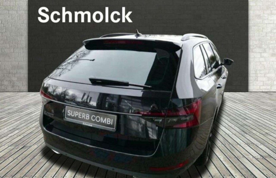 Škoda Superb SUPERB COMBI SPORTLINE 2.0 TDI DSG 190PS RFK LED