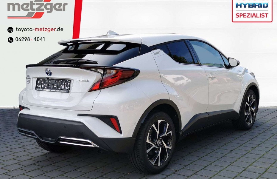 Toyota C-HR 2.0 Hybrid Team D +Kamera +Navigationssystem