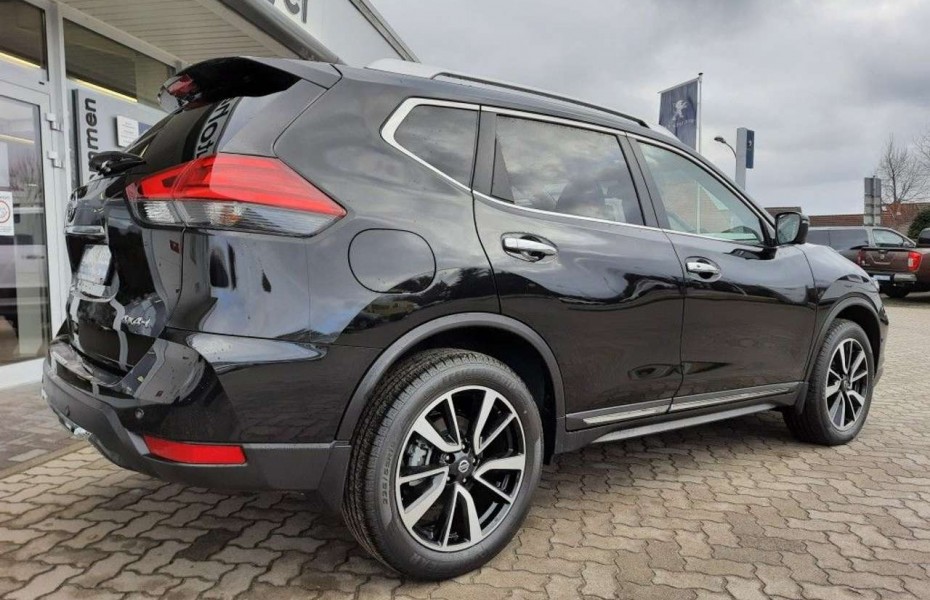 Nissan X-Trail 1.7 dCi 4x4 Tekna LED 360 AdTemp Pano