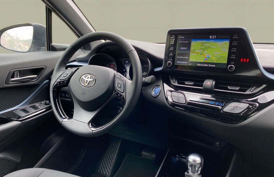 Toyota C-HR 2.0 Hybrid Team D +Kamera +Navigationssystem