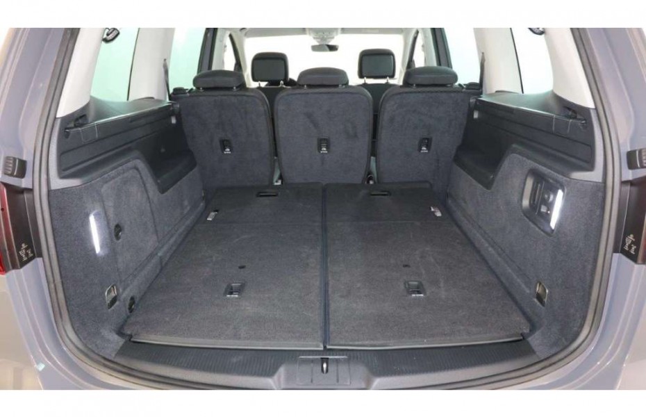 Volkswagen Sharan 2,0 TDI United 7-Sitze Pano Klima AHK PDC