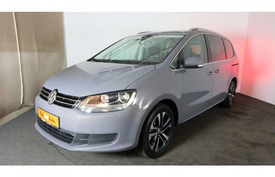 Volkswagen Sharan 2,0 TDI United 7-Sitze Pano Klima AHK PDC