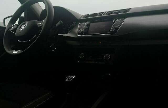 Škoda Fabia 1,0 TSI Style+Navi+ACC+Panorama+Sitzhzg