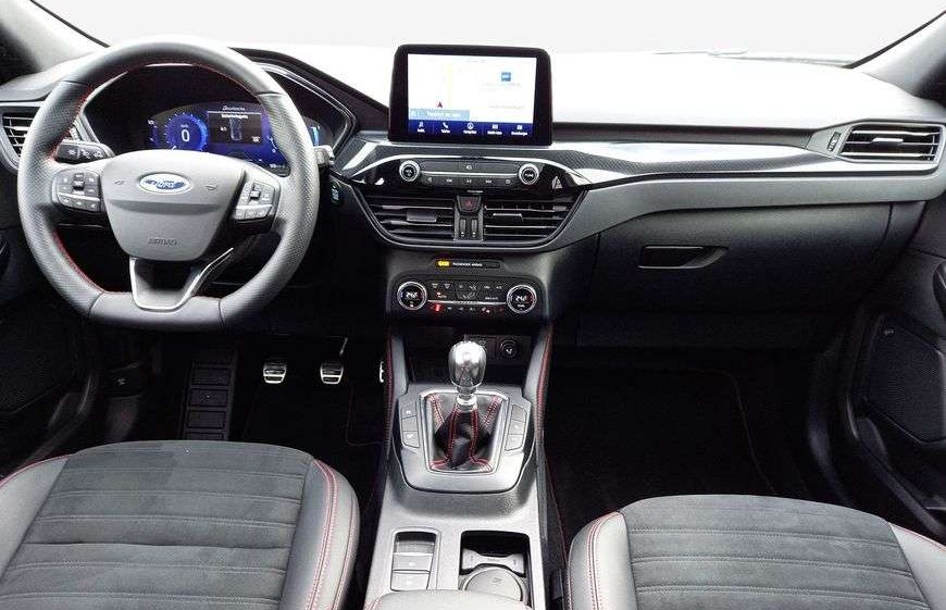 Ford Kuga 2.0 EcoBlue Hybrid ST-LINE X