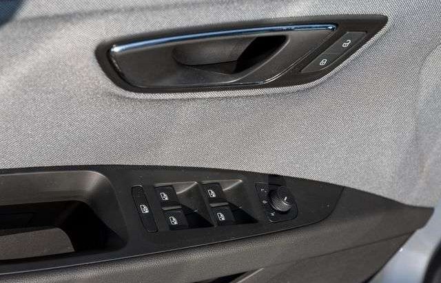 SEAT Leon 1.5 TSI STYLE LED NAVI FULL-LINK CLIMATRONI