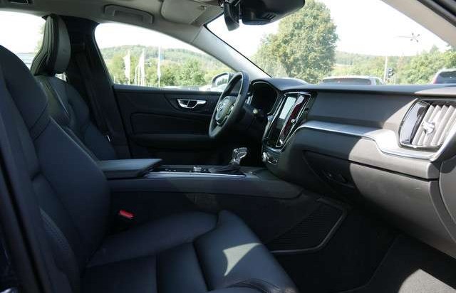 Volvo V60 T5 Inscription aus 1.Hand