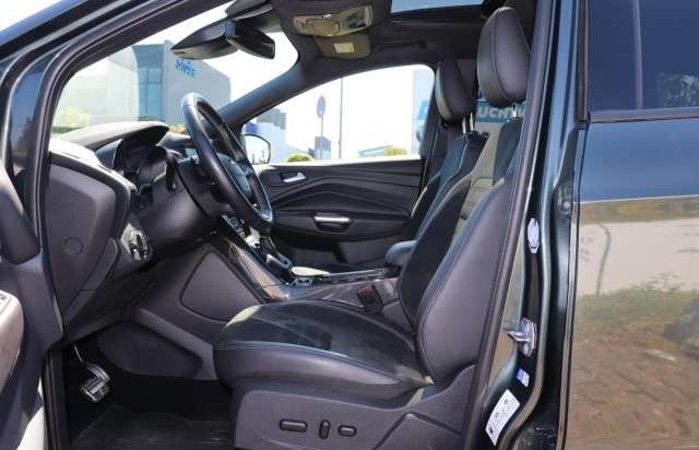 Ford Kuga 2.0 TDCi 4x4 ST-Line Navi ACC GlasD.Kamera