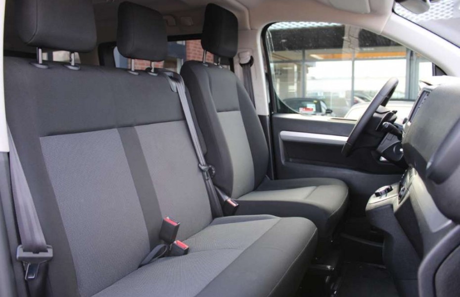 Toyota ProAce VERSO L2 Comfort 9míst HUD Navi LED AdTemp Kam