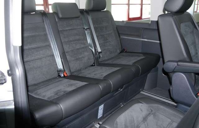 Volkswagen Multivan Comfortline 2.0 TDI DSG Navi AHK