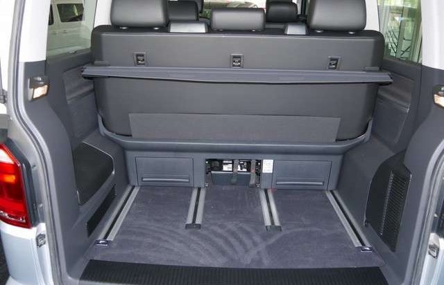 Volkswagen Multivan Comfortline 2.0 TDI DSG Navi AHK