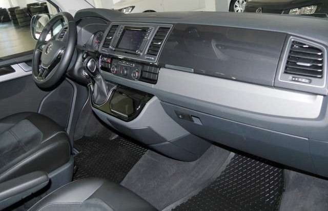 Volkswagen Multivan Comfortline 2.0 TDI DSG Navi AHK