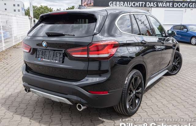 BMW X1 xDrive 20dA X-Line PANO+NAVI+AHK+LED+KAM+A