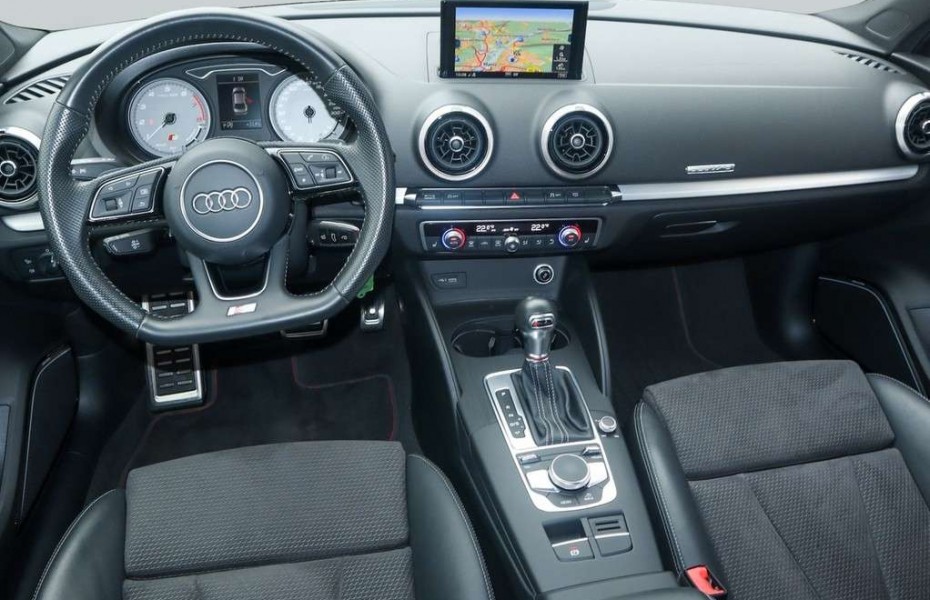 Audi S3 Limousine TFSI S tronic *NAV*B&O*Alcantara*