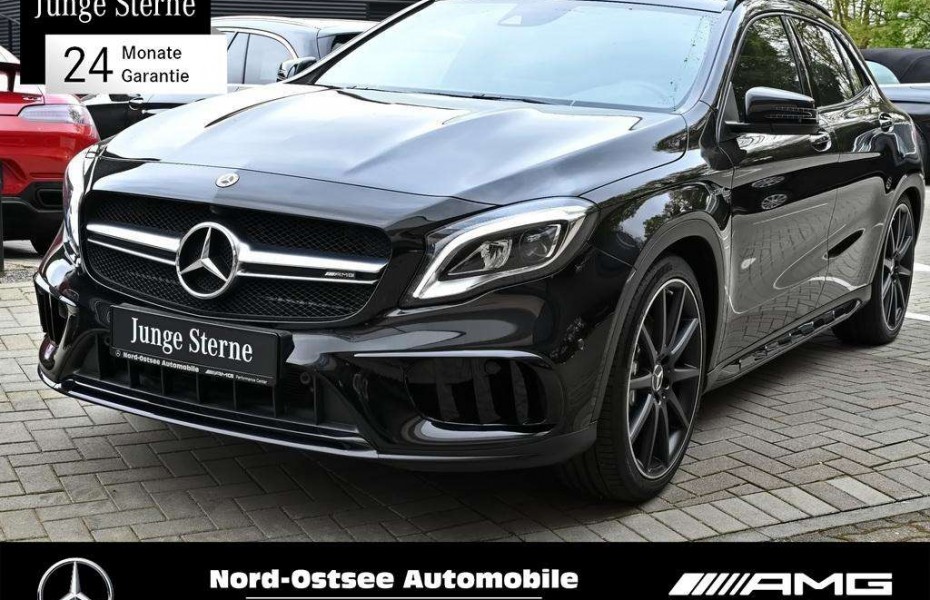 Mercedes-Benz GLA 45 AMG 4M COMAND Pano Night LED Harman Kamer