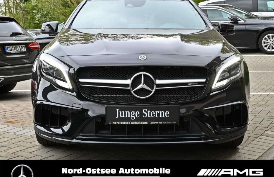 Mercedes-Benz GLA 45 AMG 4M COMAND Pano Night LED Harman Kamer