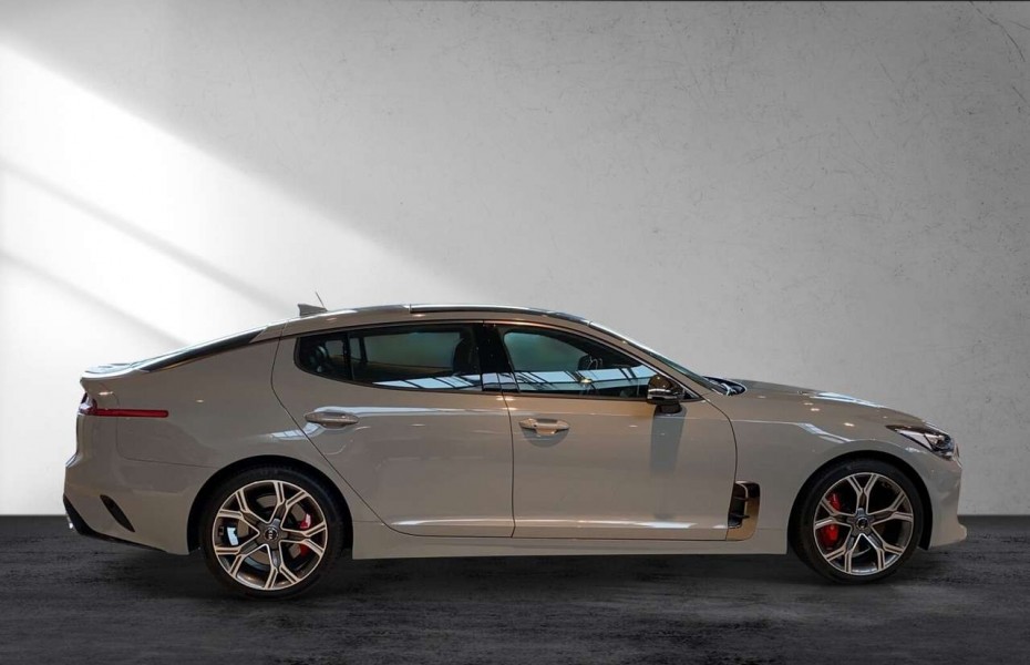 Kia Stinger 3.3 T-GDI AWD GT Sportabgasanl HeadUp GD SHD/LED