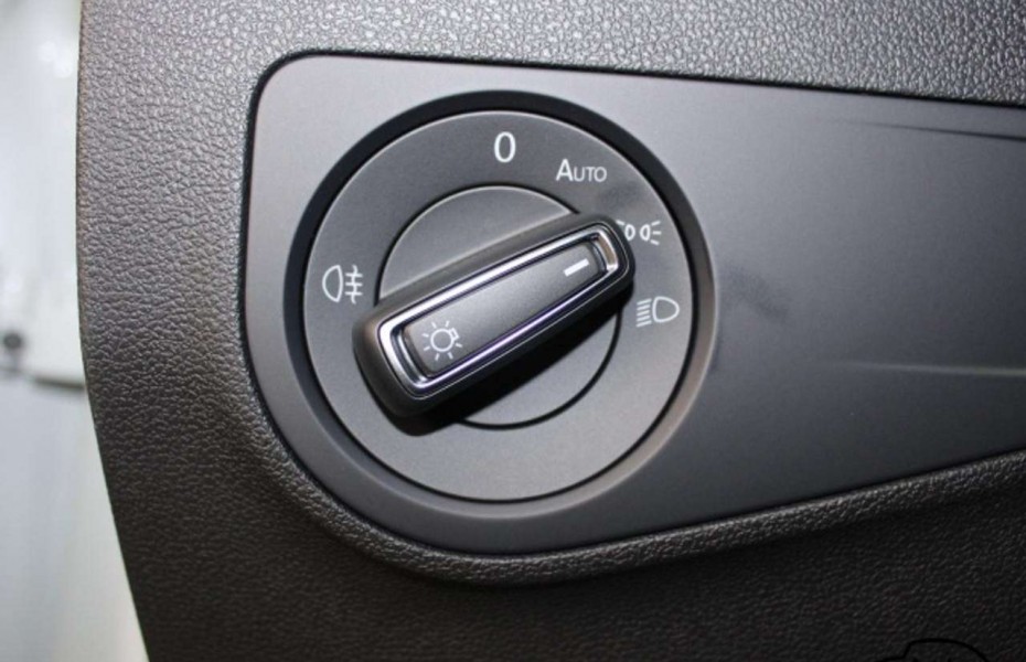 Volkswagen Tiguan United 1,5TSI DSG AHK Pano Navi LED Klima