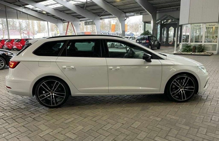 SEAT Leon ST 2.0 TSI 4Drive DSG Cupra NAVI VOLL-LED