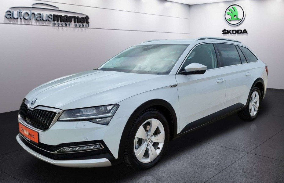 Škoda Superb Combi 2.0 TDI SCOUT DSG 4x4 LED AHK Front