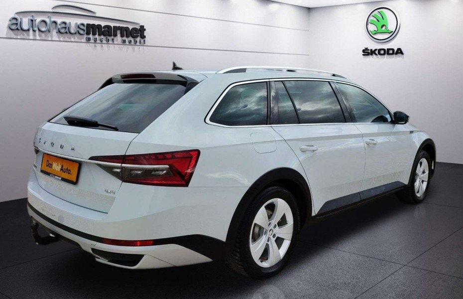 Škoda Superb Combi 2.0 TDI SCOUT DSG 4x4 LED AHK Front