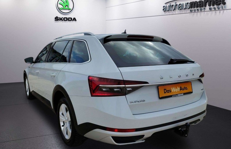 Škoda Superb Combi 2.0 TDI SCOUT DSG 4x4 LED AHK Front