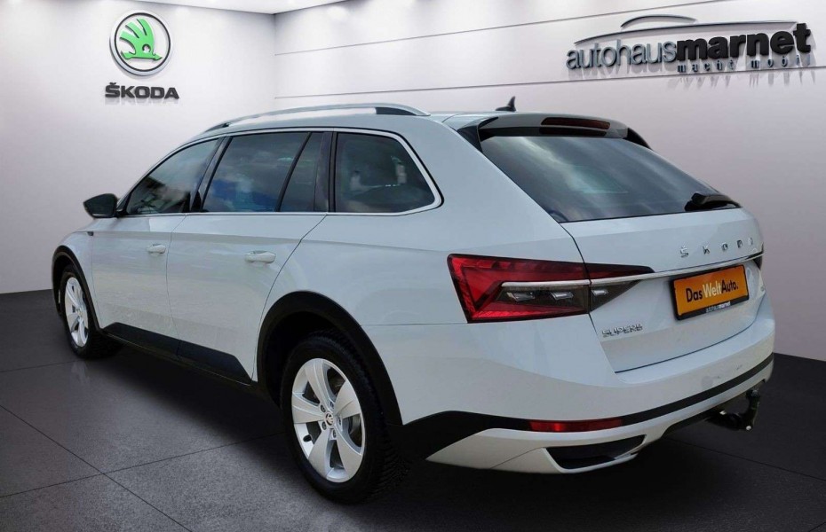 Škoda Superb Combi 2.0 TDI SCOUT DSG 4x4 LED AHK Front