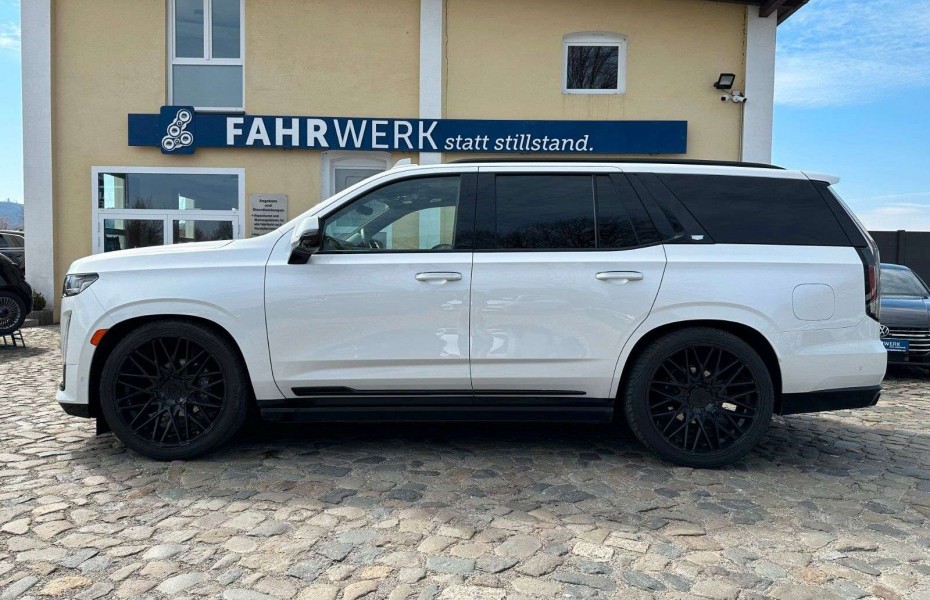 Cadillac Escalade 6.2 V8 Premium Luxury Night Vision