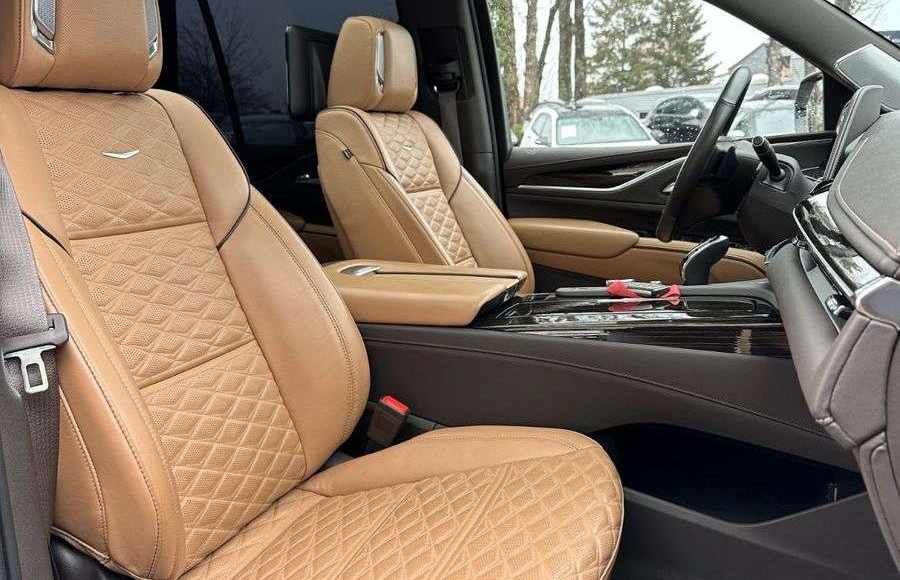 Cadillac Escalade 6.2 V8 Premium Luxury Night Vision