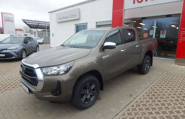 Toyota Hilux 4x4 Double Cab Autm. Comfort KLIMA NAVI