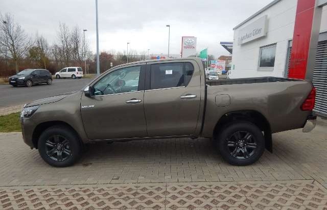 Toyota Hilux 4x4 Double Cab Autm. Comfort KLIMA NAVI