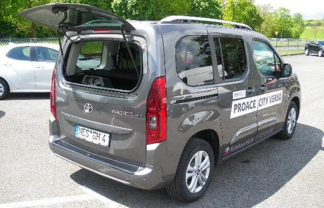 Toyota ProAce City Verso 1.2 Turbo L1 Team Deutschland