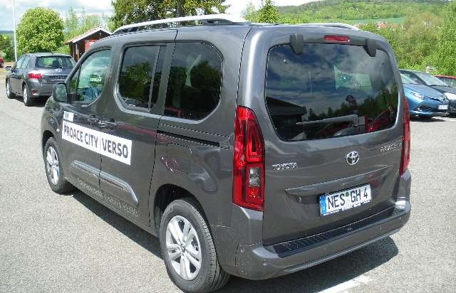 Toyota ProAce City Verso 1.2 Turbo L1 Team Deutschland