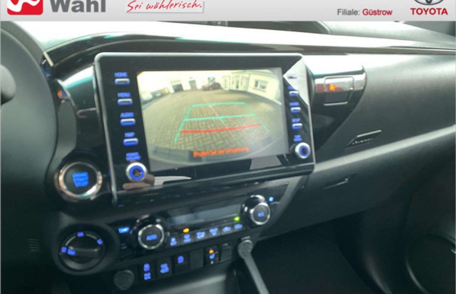 Toyota Hilux 2.8 D4-D 4x4 Double Cab Invincible 12 Monate ab Be