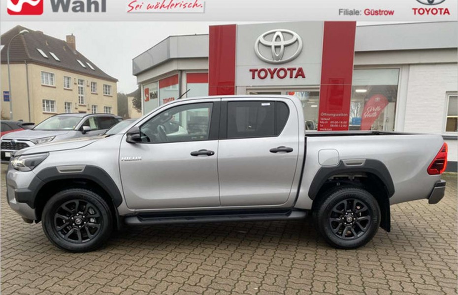 Toyota Hilux 2.8 D4-D 4x4 Double Cab Invincible 12 Monate ab Be