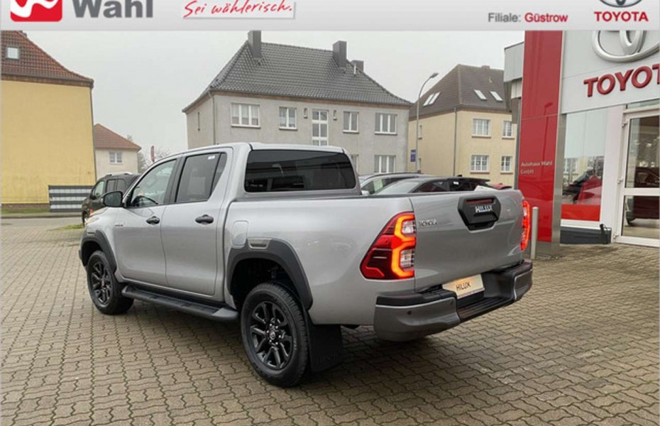 Toyota Hilux 2.8 D4-D 4x4 Double Cab Invincible 12 Monate ab Be