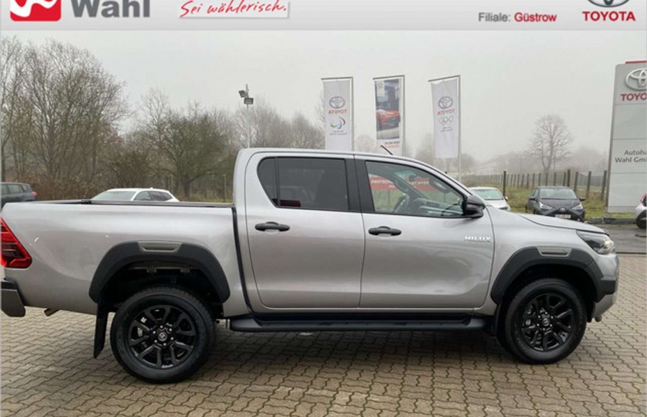 Toyota Hilux 2.8 D4-D 4x4 Double Cab Invincible 12 Monate ab Be