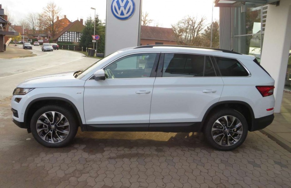 Škoda Kodiaq Sondermodell DRIVE 2.0TDI DSG AHK Navi