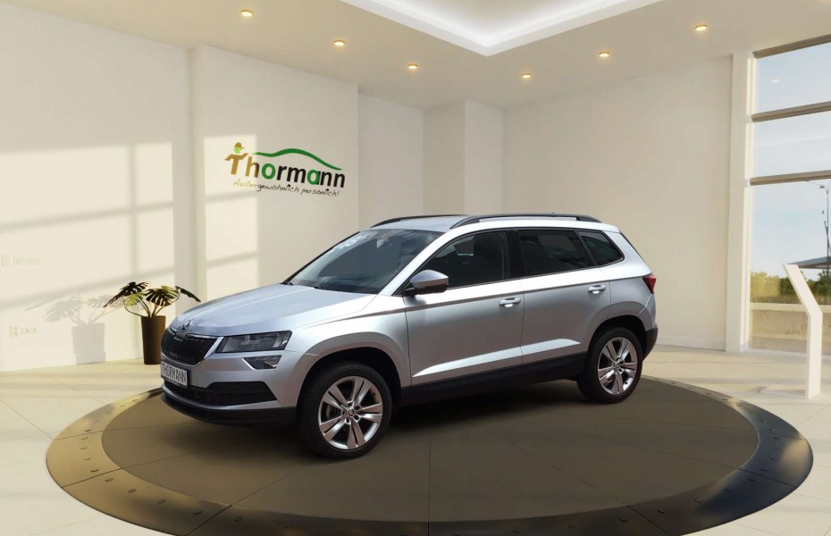 Škoda Karoq 1.5 TSI Style AHK Navi Keyless Entry
