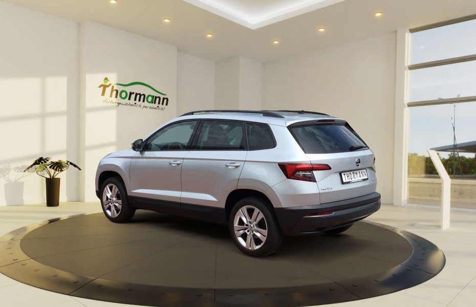 Škoda Karoq 1.5 TSI Style AHK Navi Keyless Entry